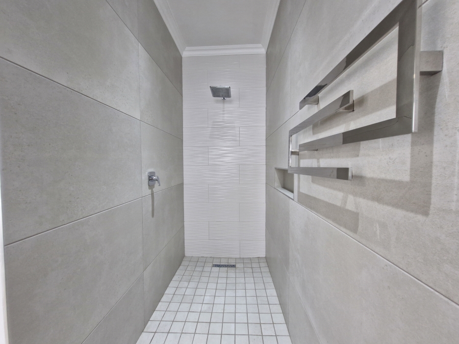 4 Bedroom Property for Sale in Stilbaai Oos Western Cape